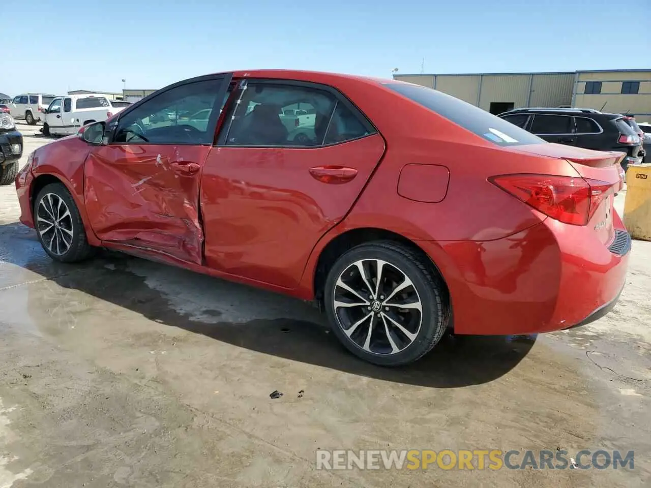 2 Photograph of a damaged car 5YFBURHEXKP898987 TOYOTA COROLLA 2019