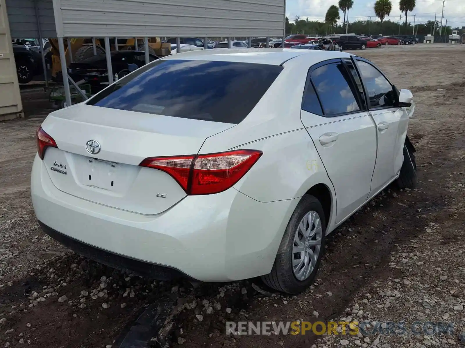 4 Photograph of a damaged car 5YFBURHEXKP901810 TOYOTA COROLLA 2019