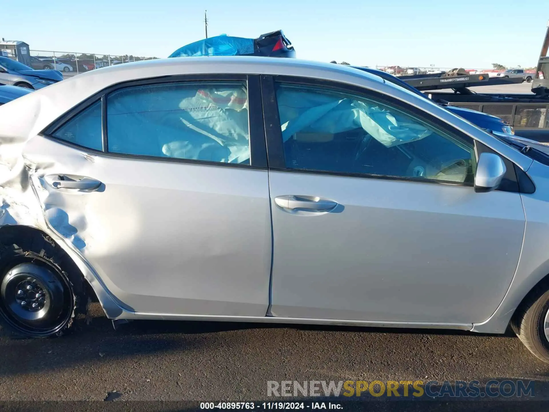 13 Photograph of a damaged car 5YFBURHEXKP903301 TOYOTA COROLLA 2019