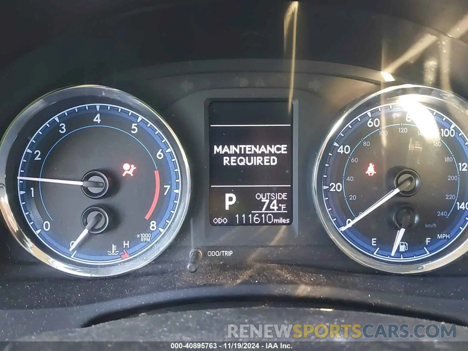 15 Photograph of a damaged car 5YFBURHEXKP903301 TOYOTA COROLLA 2019