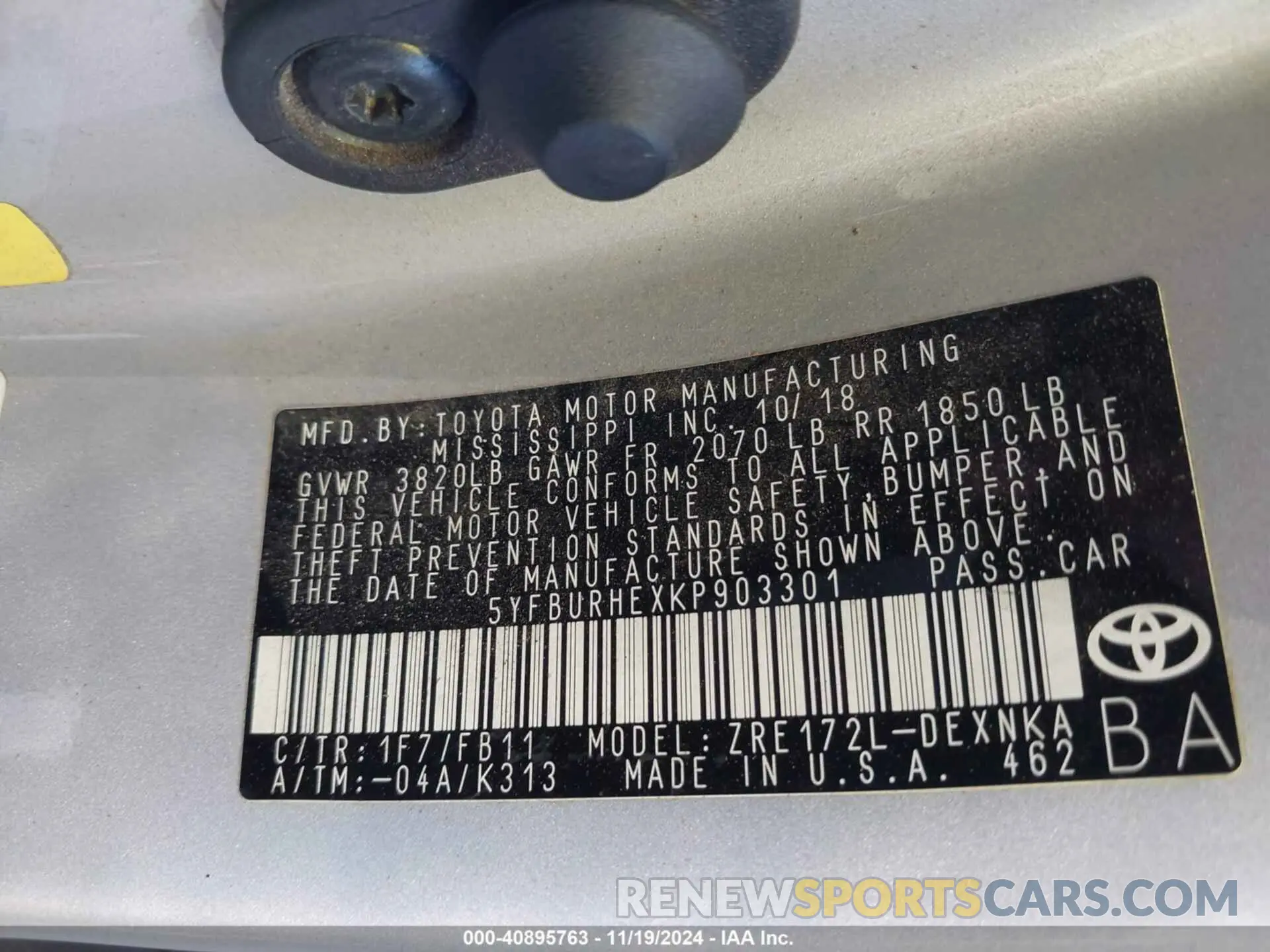 9 Photograph of a damaged car 5YFBURHEXKP903301 TOYOTA COROLLA 2019