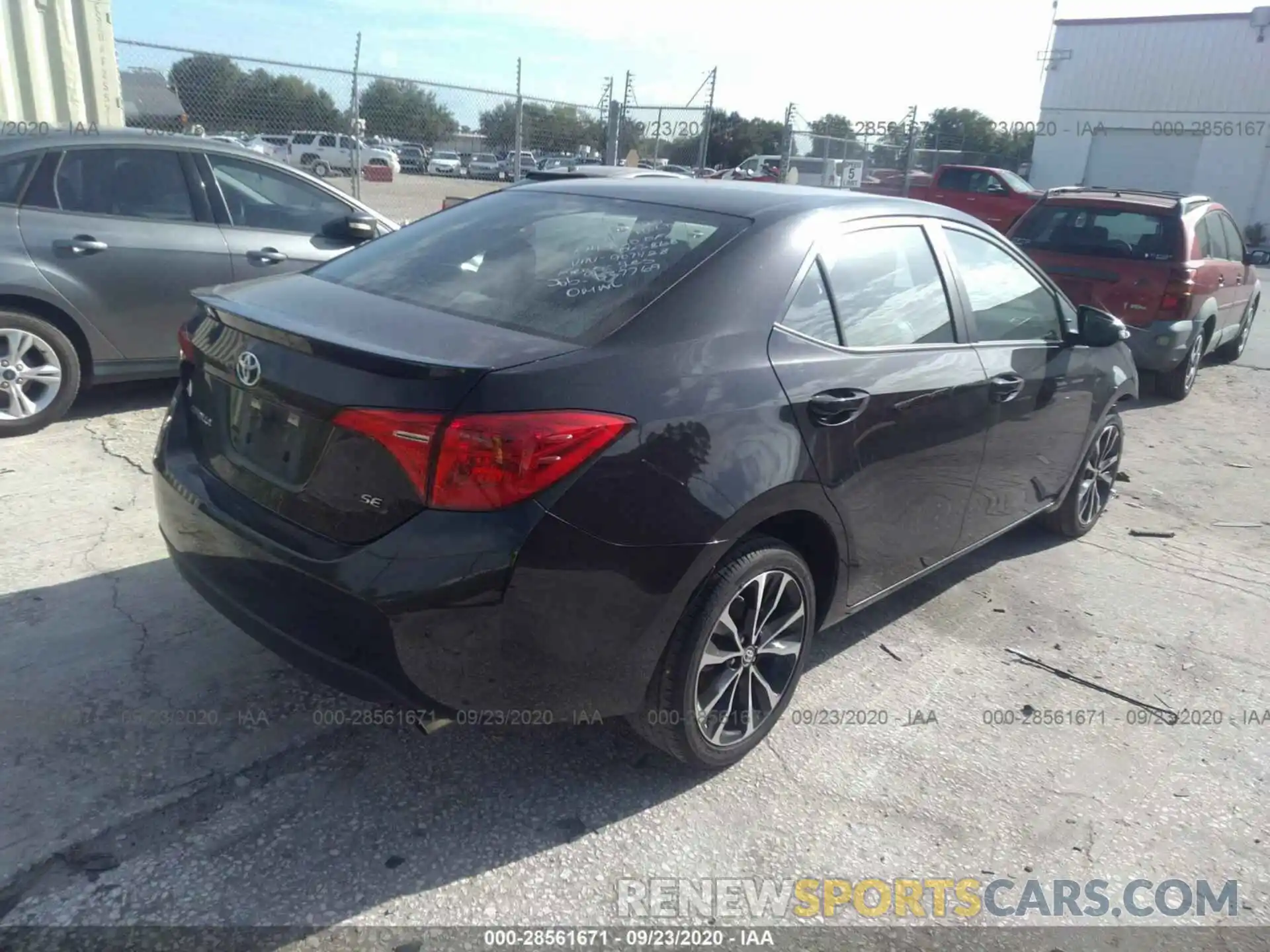 4 Photograph of a damaged car 5YFBURHEXKP907428 TOYOTA COROLLA 2019