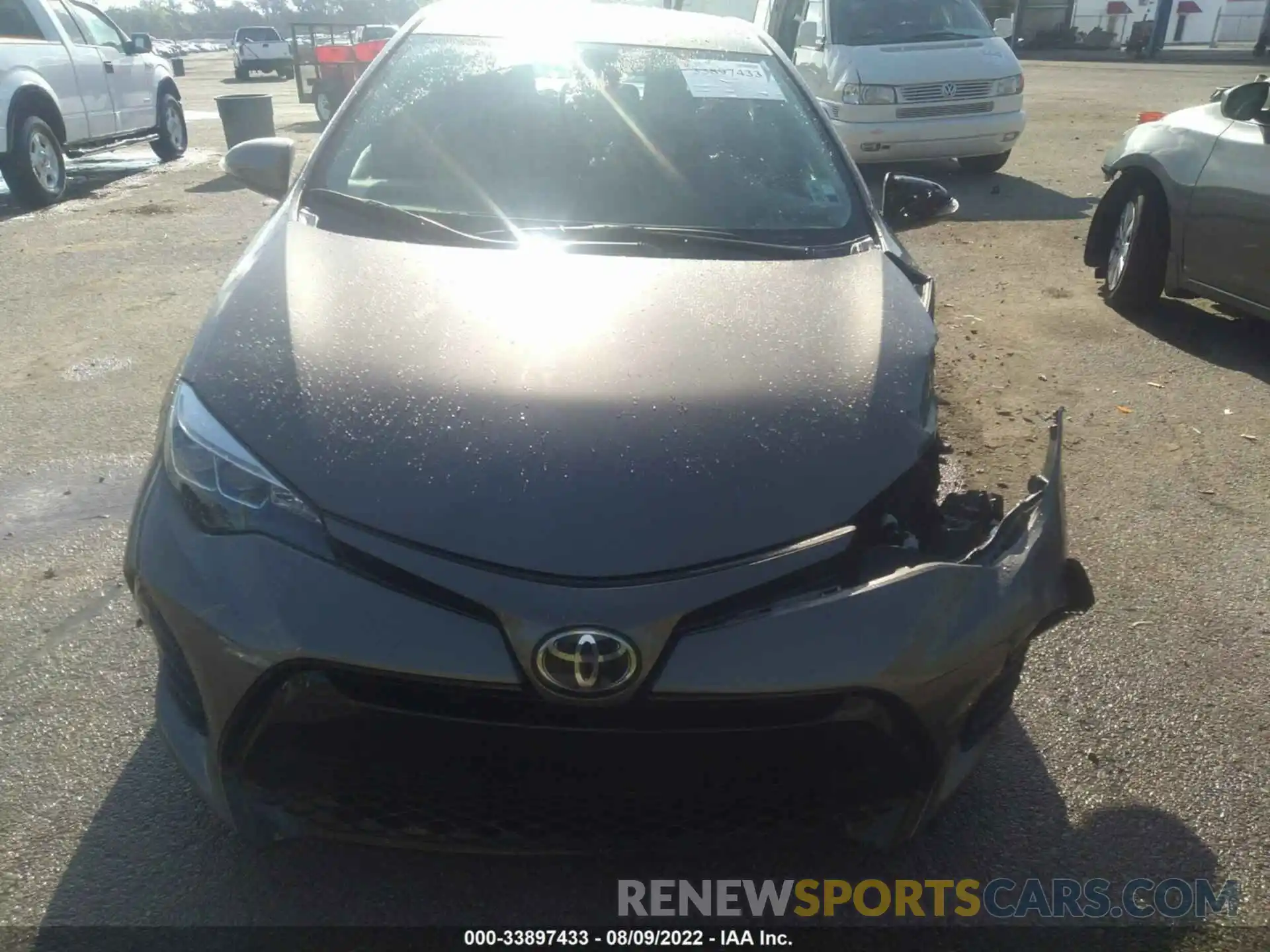 6 Photograph of a damaged car 5YFBURHEXKP907560 TOYOTA COROLLA 2019