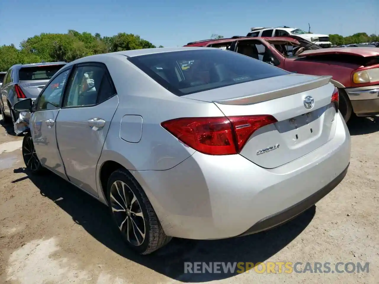 3 Photograph of a damaged car 5YFBURHEXKP909034 TOYOTA COROLLA 2019