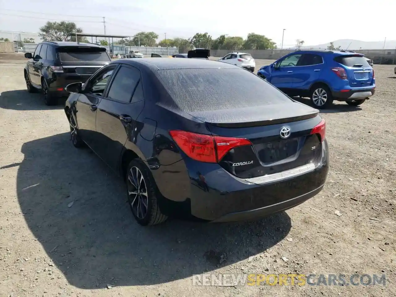 3 Photograph of a damaged car 5YFBURHEXKP909132 TOYOTA COROLLA 2019