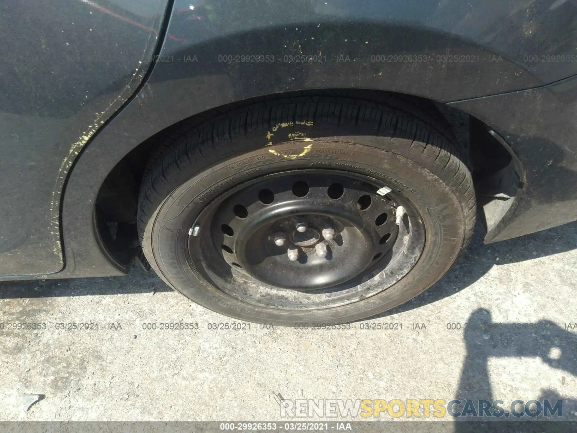 12 Photograph of a damaged car 5YFBURHEXKP909213 TOYOTA COROLLA 2019