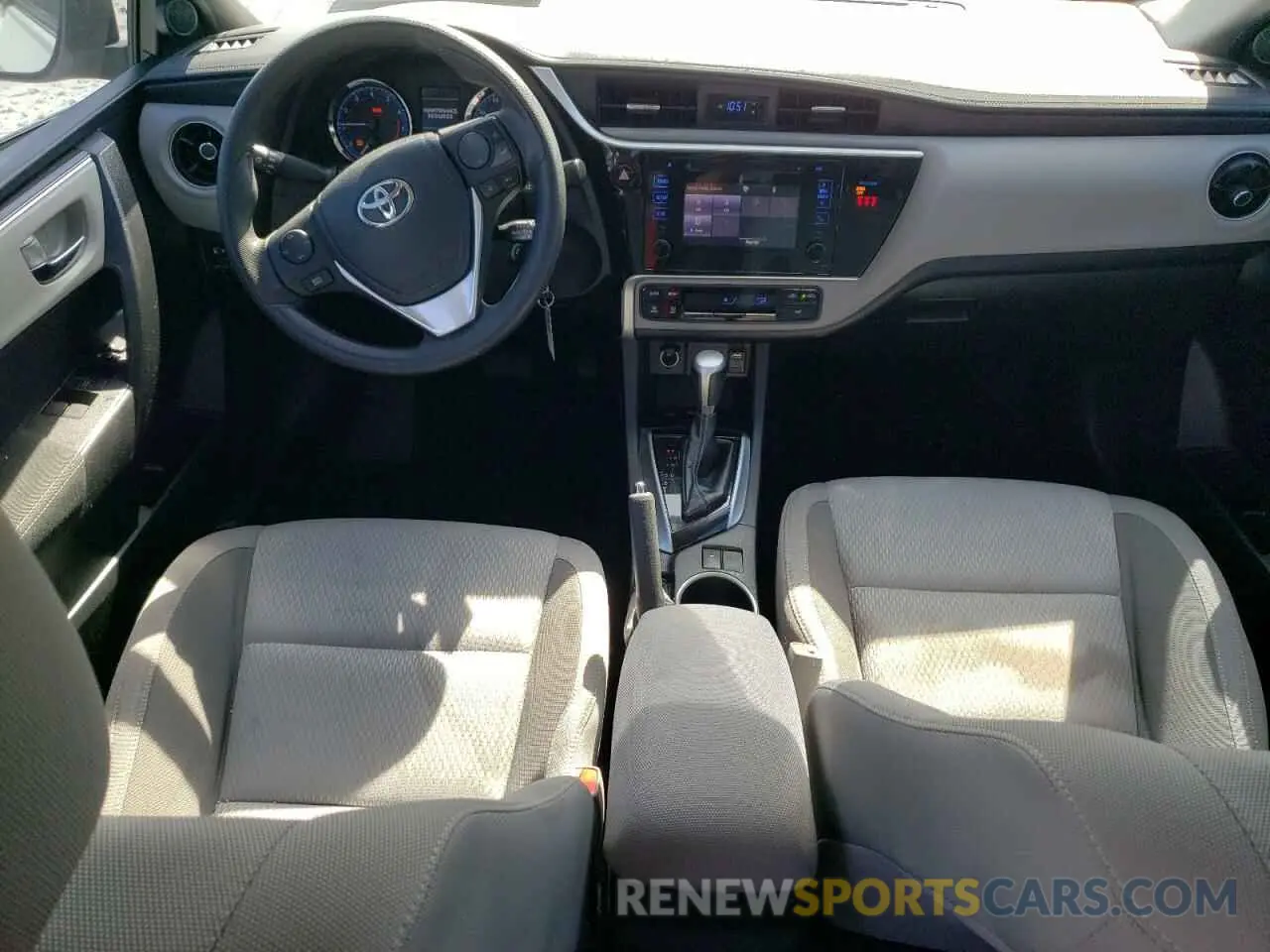8 Photograph of a damaged car 5YFBURHEXKP909700 TOYOTA COROLLA 2019