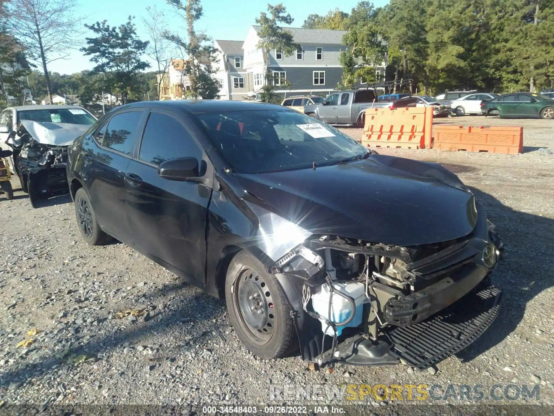 1 Photograph of a damaged car 5YFBURHEXKP910622 TOYOTA COROLLA 2019