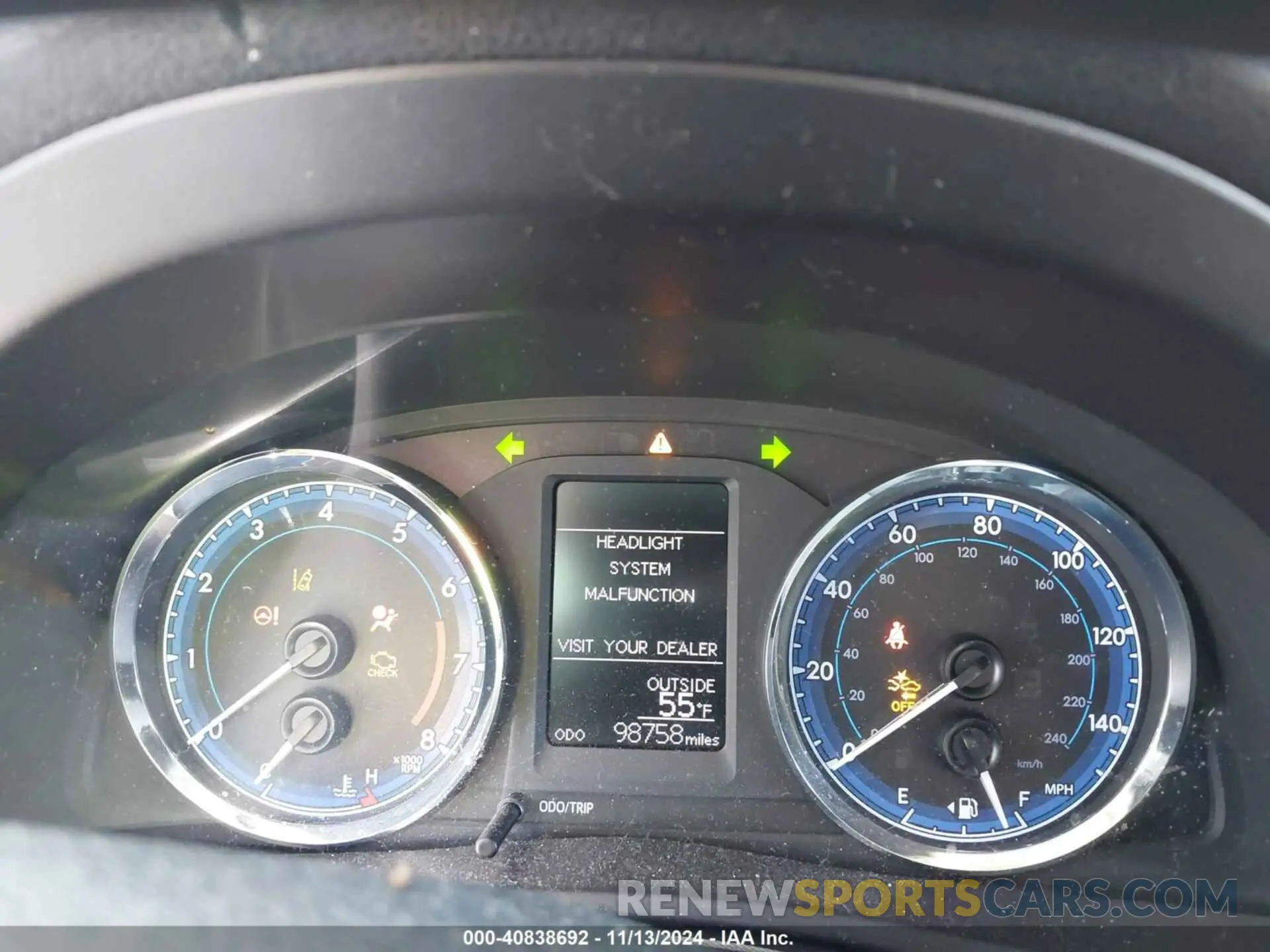 7 Photograph of a damaged car 5YFBURHEXKP912547 TOYOTA COROLLA 2019