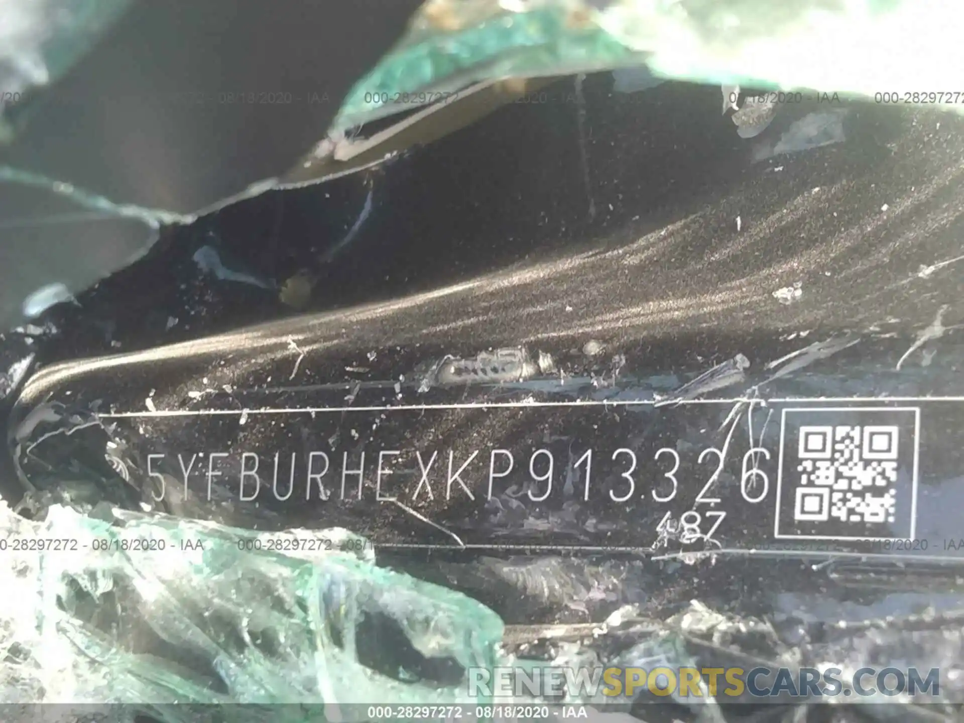 9 Photograph of a damaged car 5YFBURHEXKP913326 TOYOTA COROLLA 2019