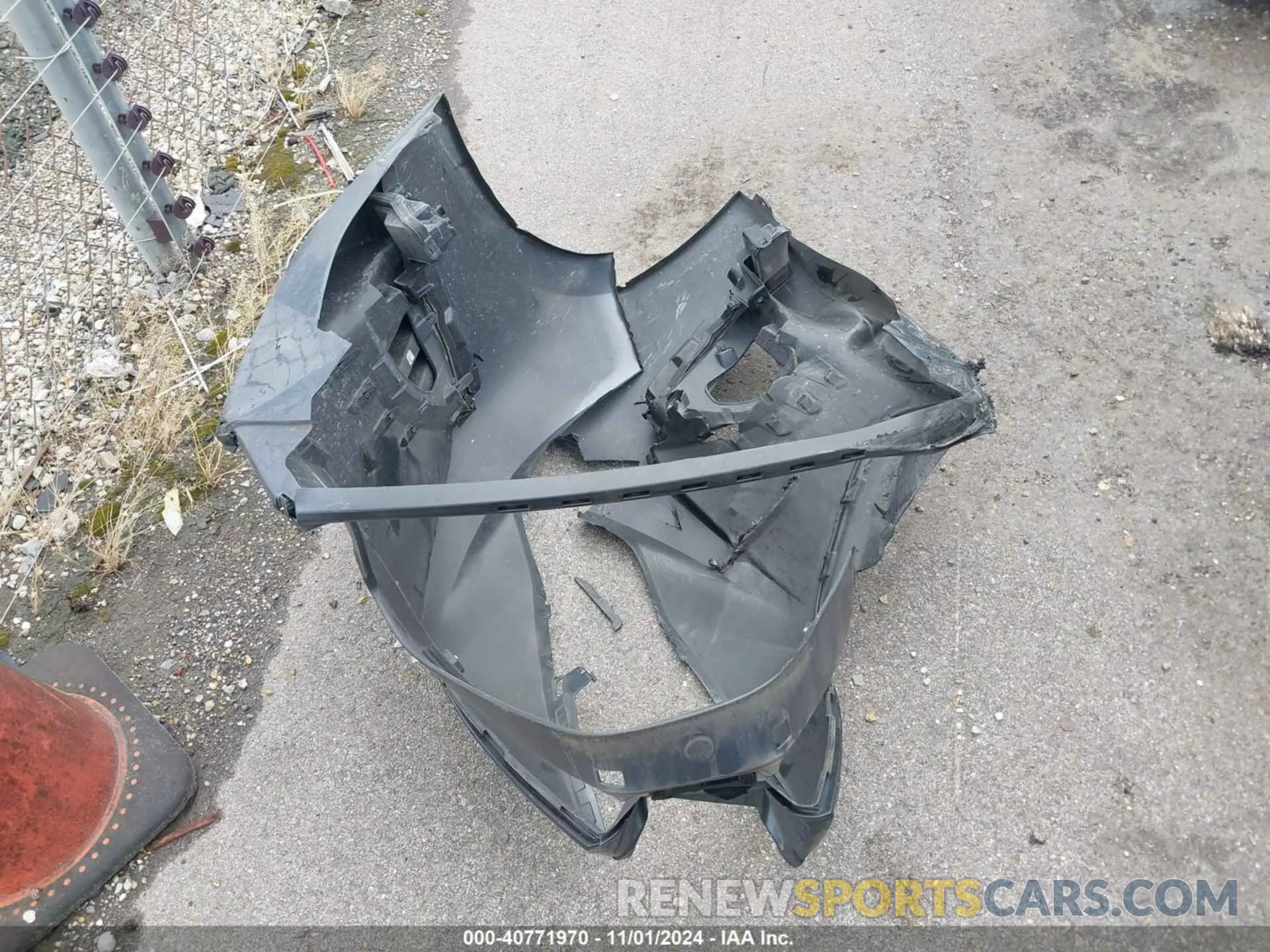12 Photograph of a damaged car 5YFBURHEXKP915920 TOYOTA COROLLA 2019