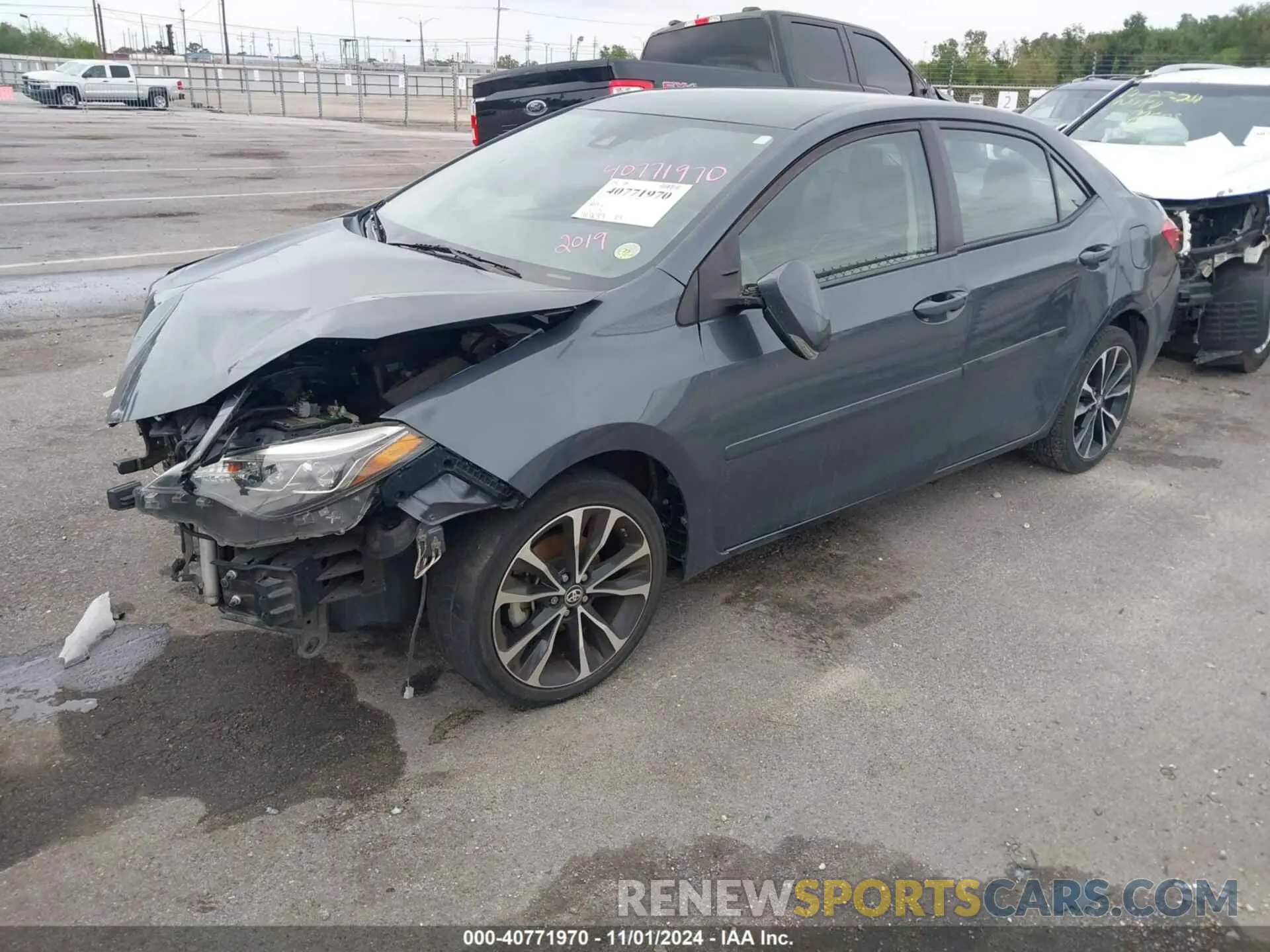 2 Photograph of a damaged car 5YFBURHEXKP915920 TOYOTA COROLLA 2019