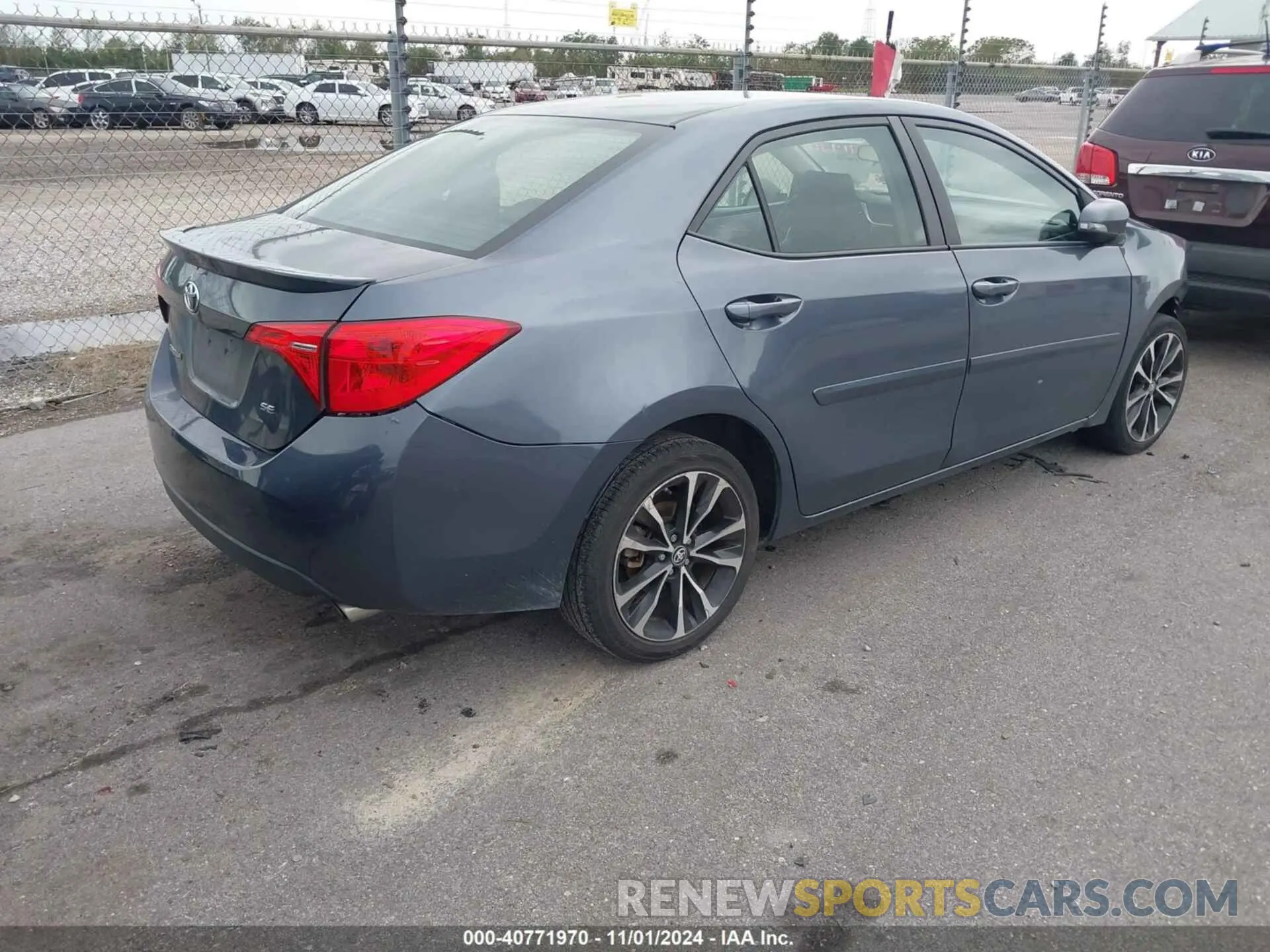 4 Photograph of a damaged car 5YFBURHEXKP915920 TOYOTA COROLLA 2019