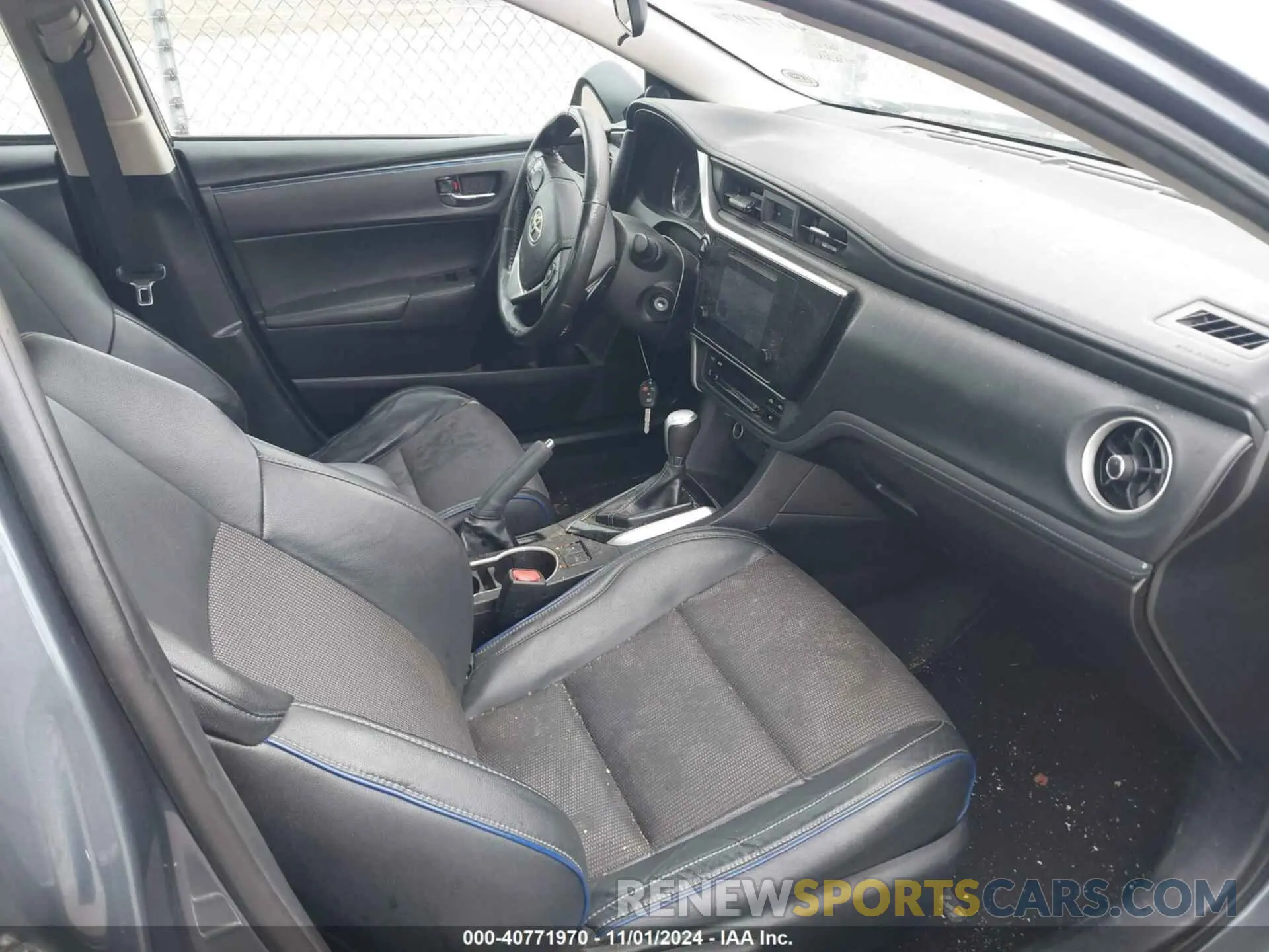5 Photograph of a damaged car 5YFBURHEXKP915920 TOYOTA COROLLA 2019