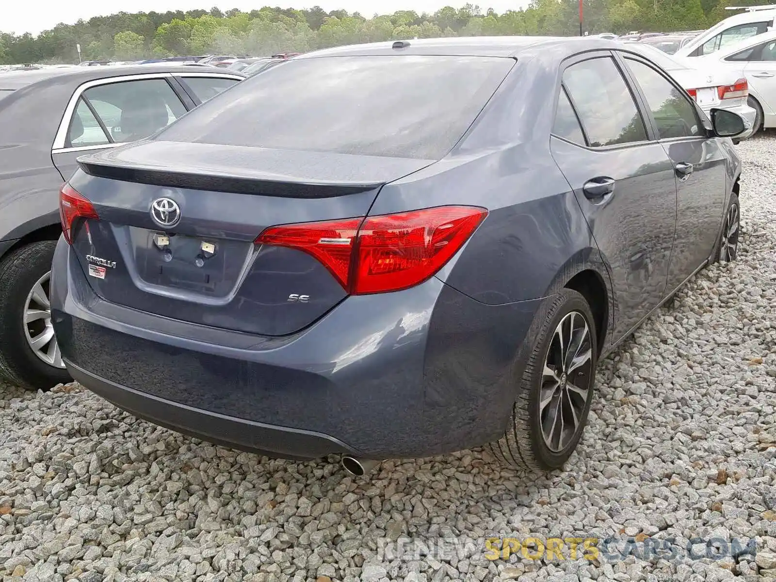 4 Photograph of a damaged car 5YFBURHEXKP916291 TOYOTA COROLLA 2019