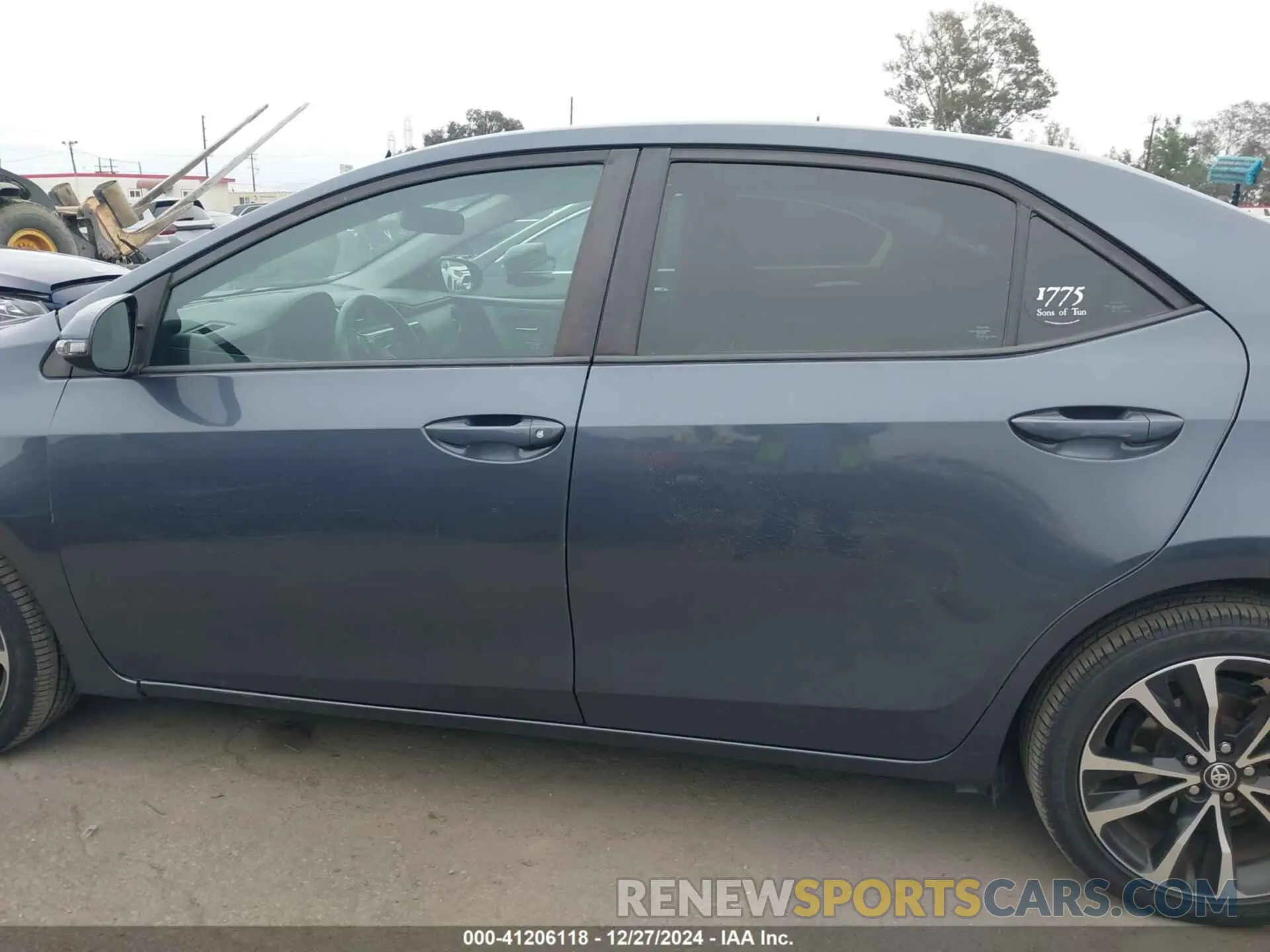 15 Photograph of a damaged car 5YFBURHEXKP918106 TOYOTA COROLLA 2019