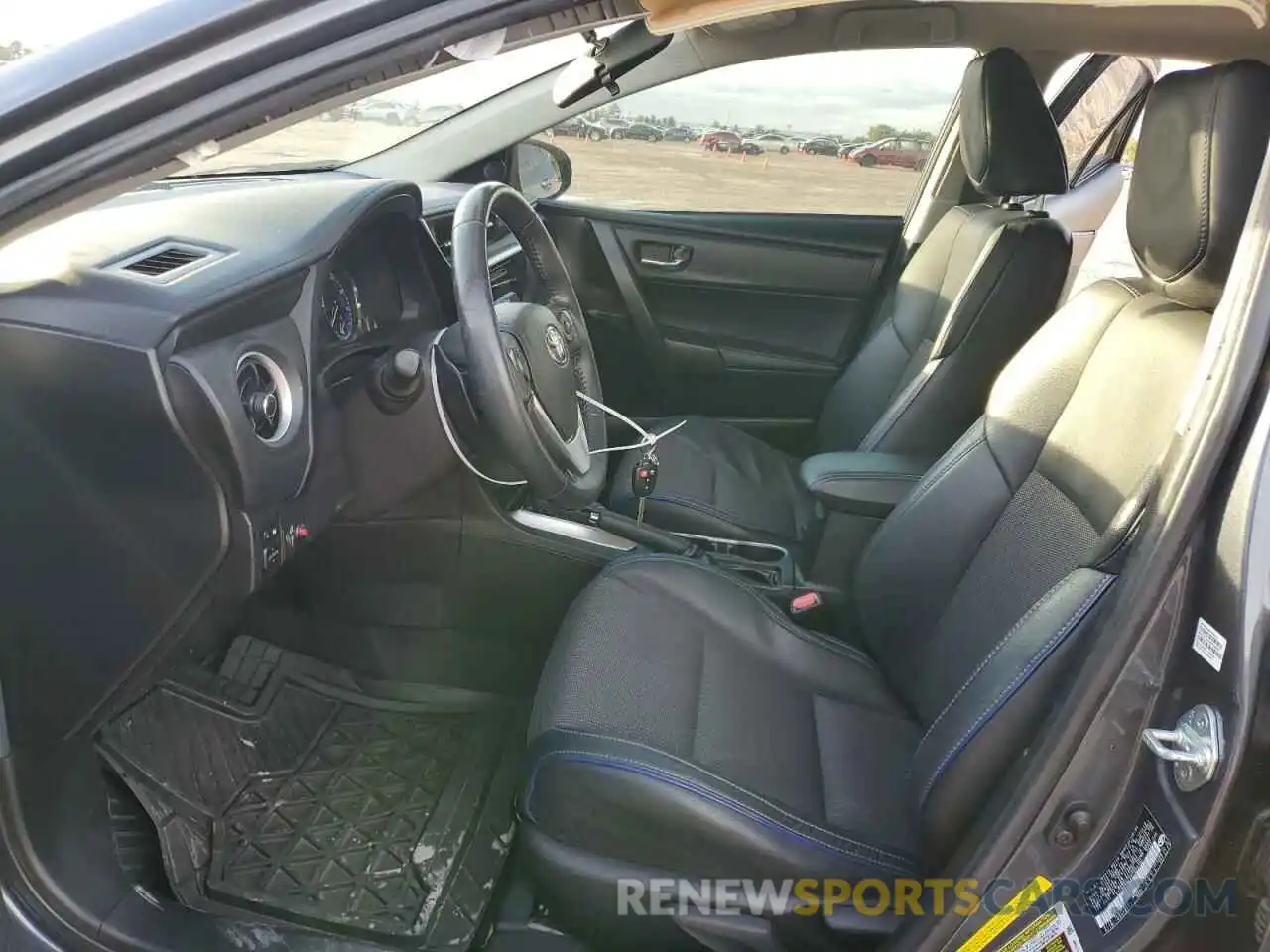 7 Photograph of a damaged car 5YFBURHEXKP920194 TOYOTA COROLLA 2019