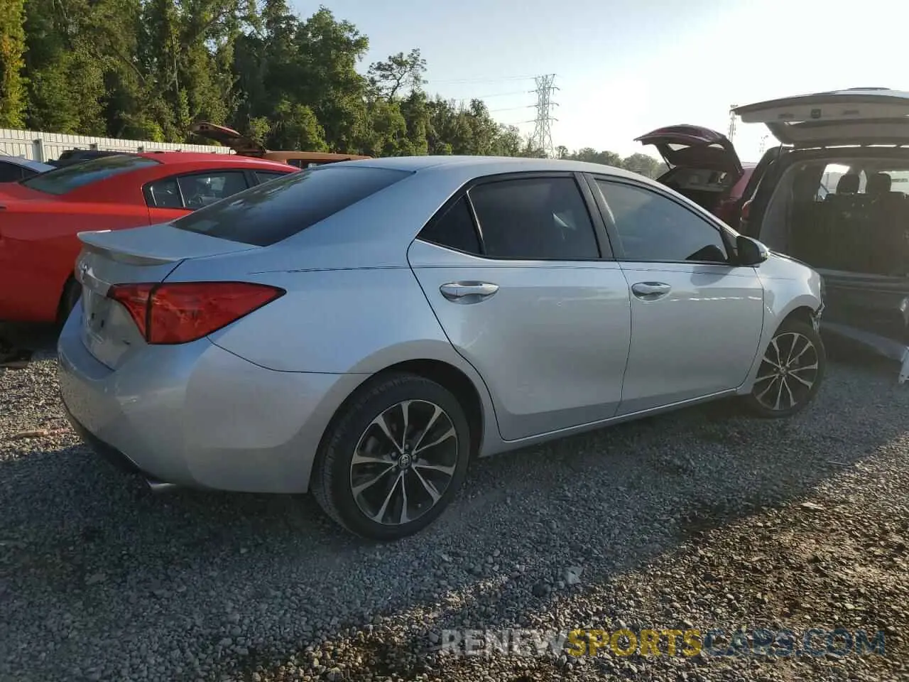 3 Photograph of a damaged car 5YFBURHEXKP922012 TOYOTA COROLLA 2019