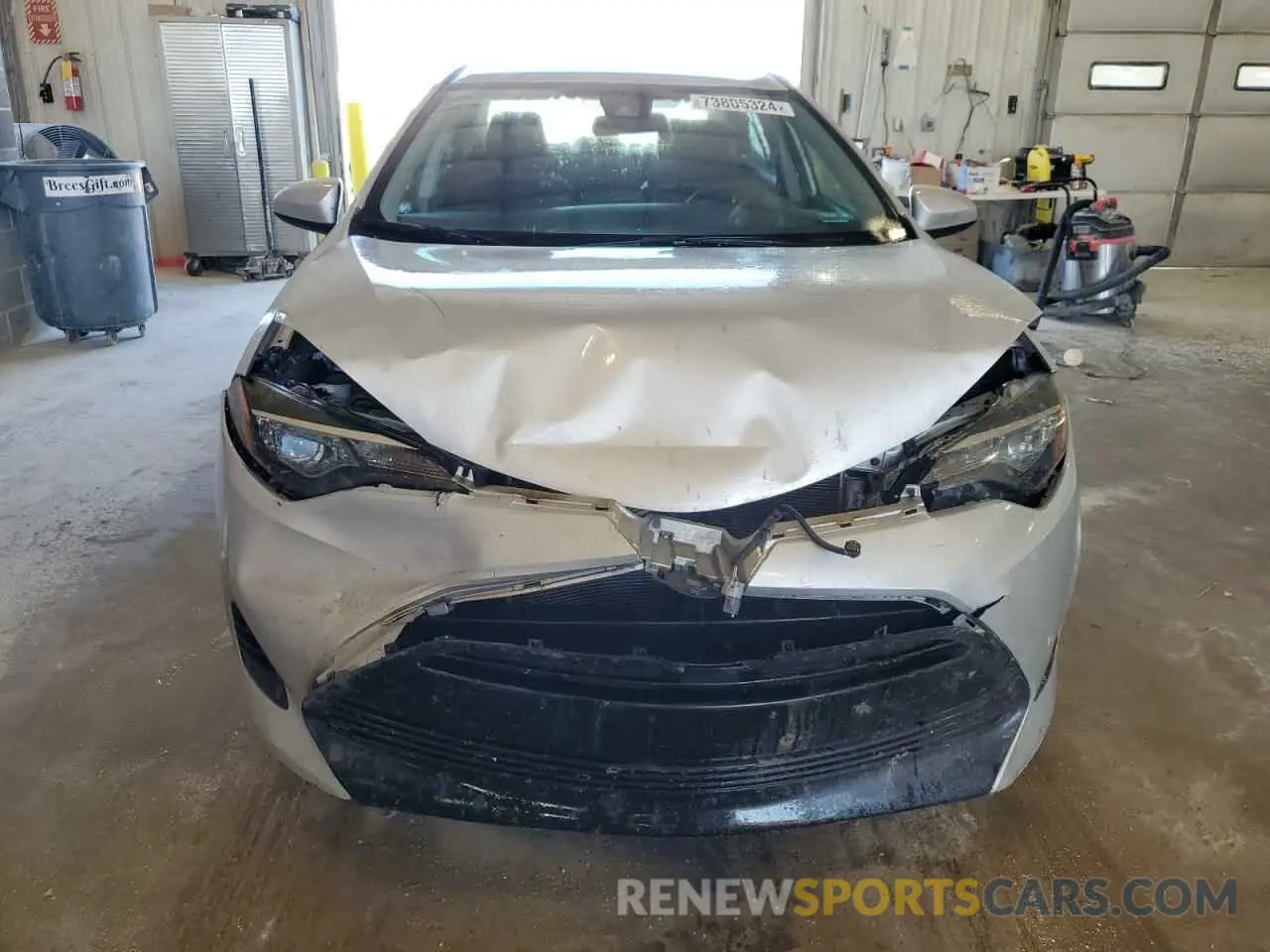 5 Photograph of a damaged car 5YFBURHEXKP922429 TOYOTA COROLLA 2019