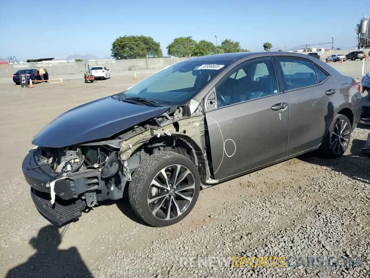 1 Photograph of a damaged car 5YFBURHEXKP922866 TOYOTA COROLLA 2019