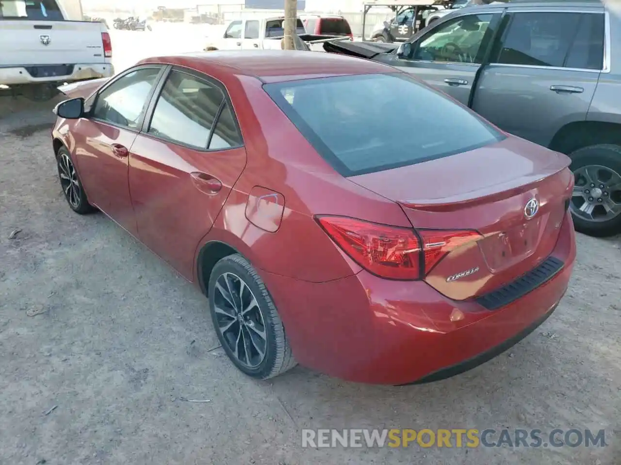 3 Photograph of a damaged car 5YFBURHEXKP925671 TOYOTA COROLLA 2019