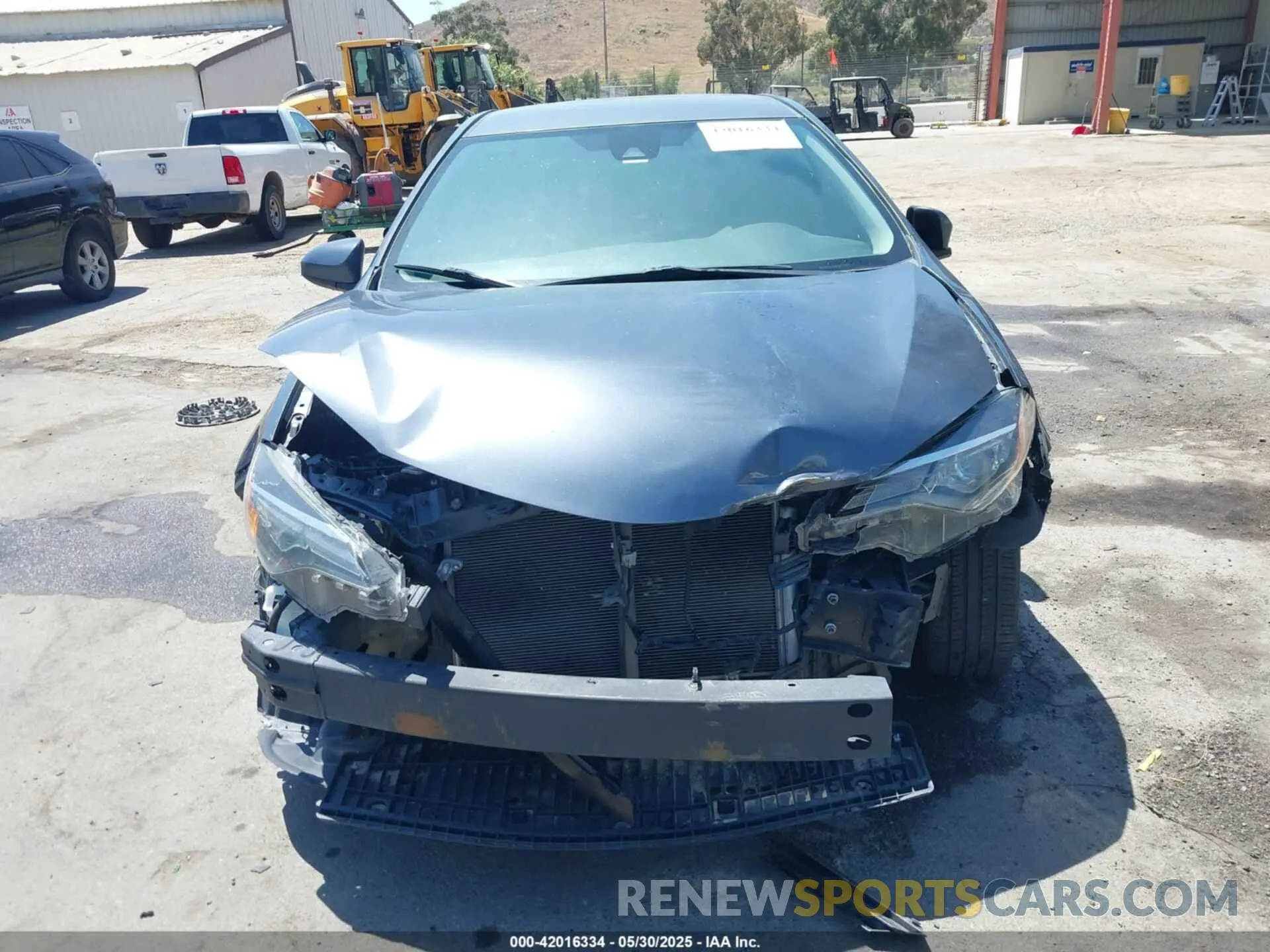 12 Photograph of a damaged car 5YFBURHEXKP926609 TOYOTA COROLLA 2019