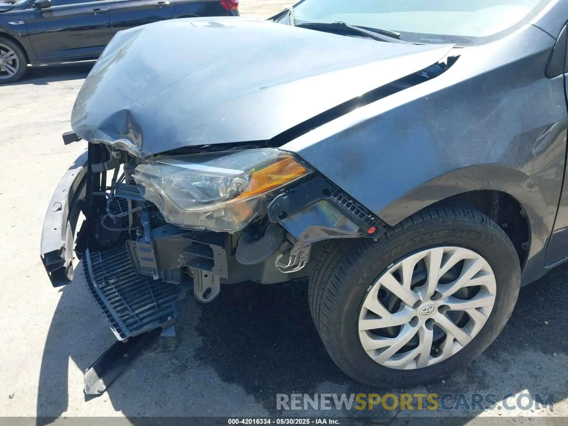 6 Photograph of a damaged car 5YFBURHEXKP926609 TOYOTA COROLLA 2019