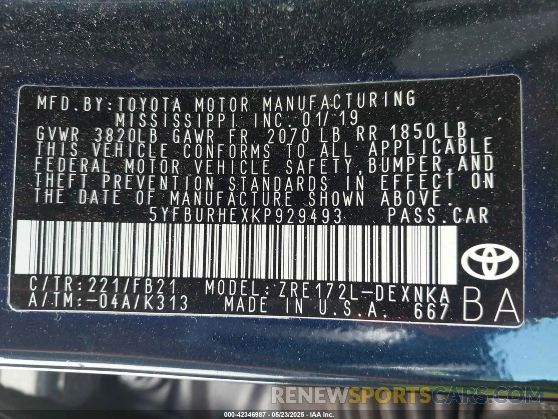 9 Photograph of a damaged car 5YFBURHEXKP929493 TOYOTA COROLLA 2019