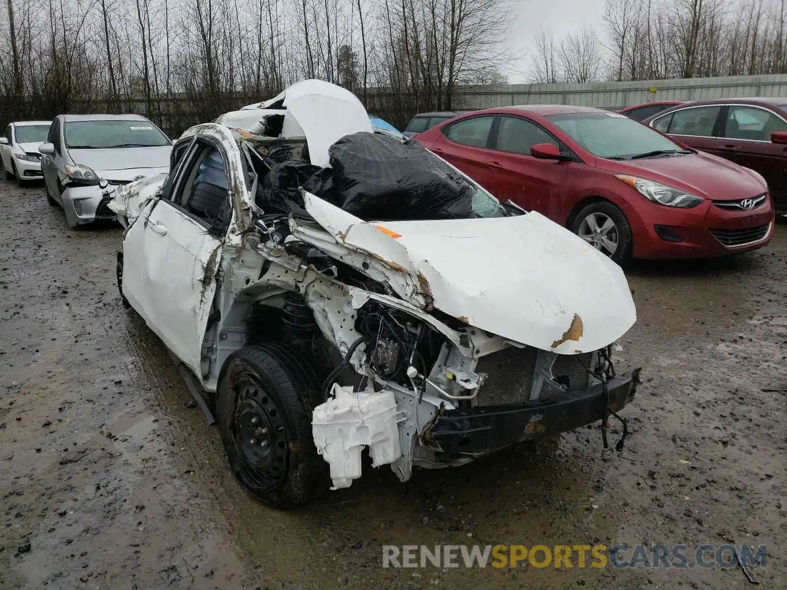 1 Photograph of a damaged car 5YFBURHEXKP932040 TOYOTA COROLLA 2019