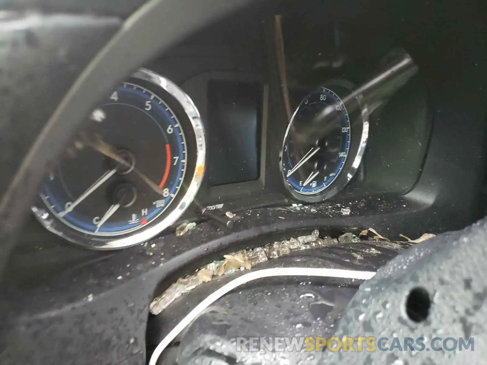 8 Photograph of a damaged car 5YFBURHEXKP932040 TOYOTA COROLLA 2019