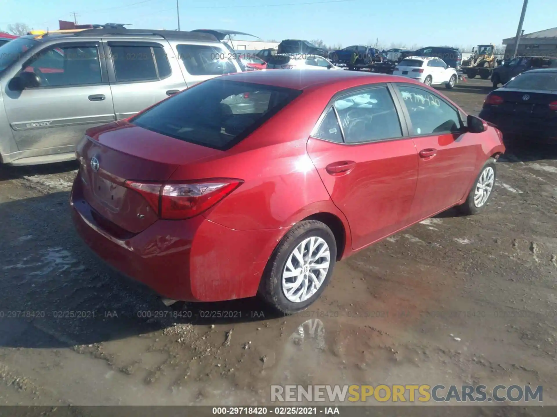 4 Photograph of a damaged car 5YFBURHEXKP932720 TOYOTA COROLLA 2019