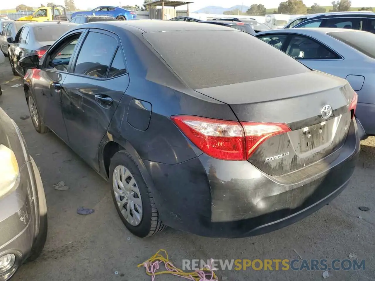 2 Photograph of a damaged car 5YFBURHEXKP934158 TOYOTA COROLLA 2019