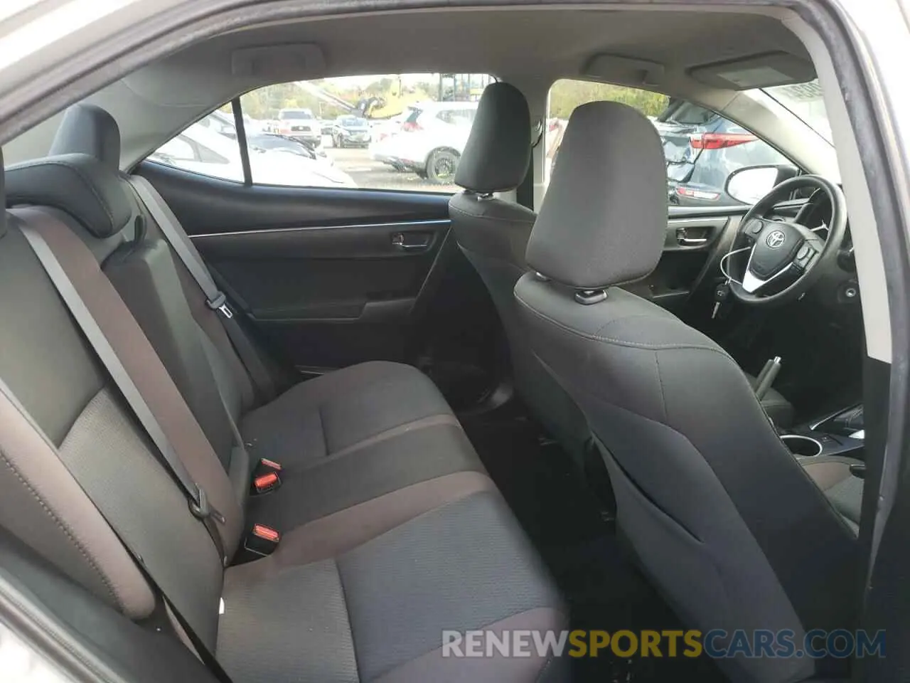 10 Photograph of a damaged car 5YFBURHEXKP938081 TOYOTA COROLLA 2019
