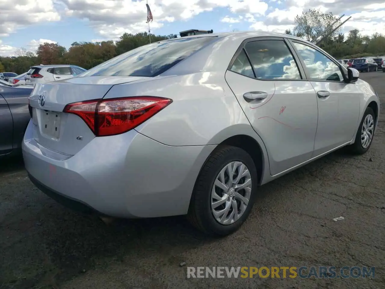 3 Photograph of a damaged car 5YFBURHEXKP938081 TOYOTA COROLLA 2019