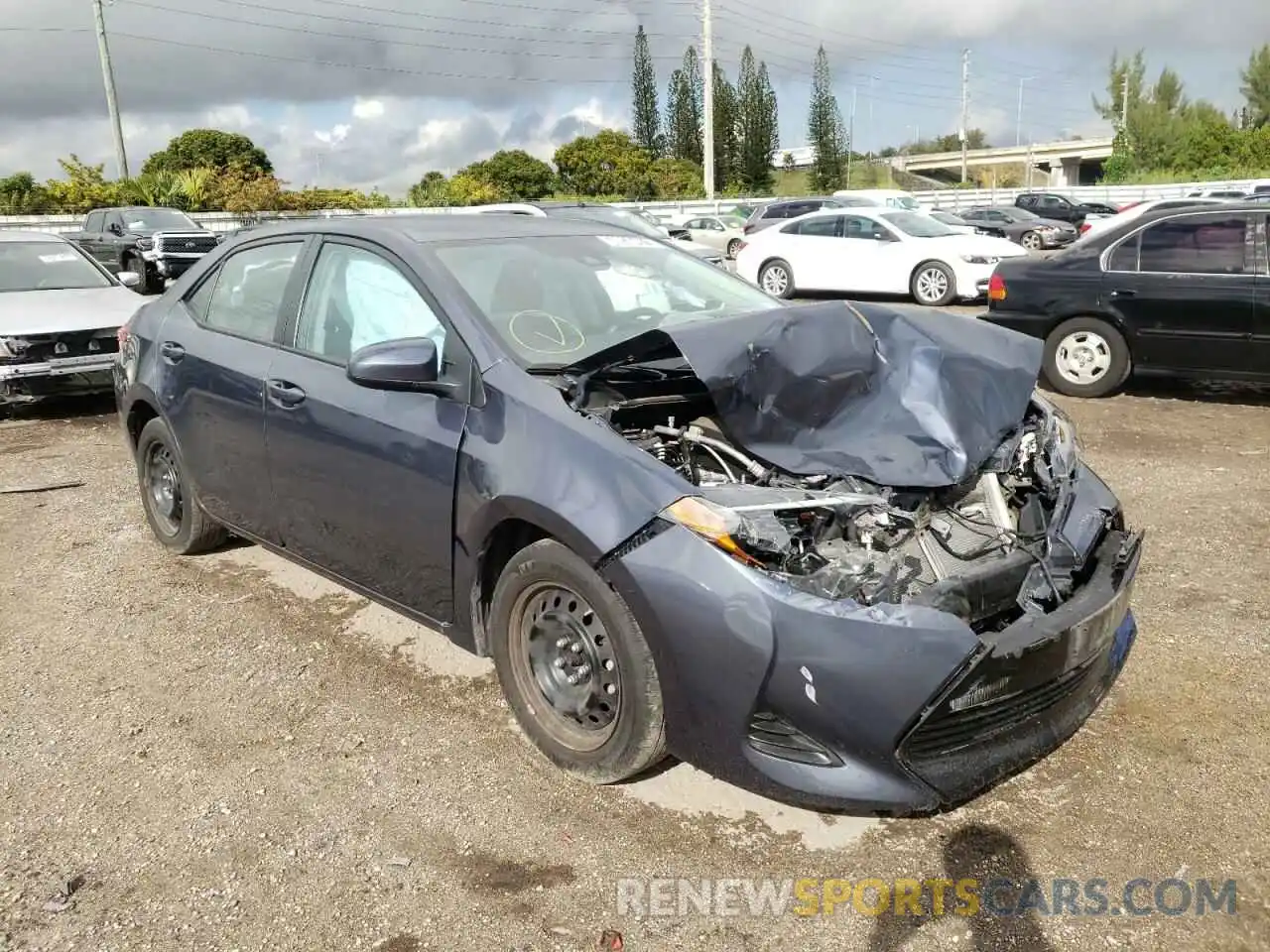 1 Photograph of a damaged car 5YFBURHEXKP938162 TOYOTA COROLLA 2019