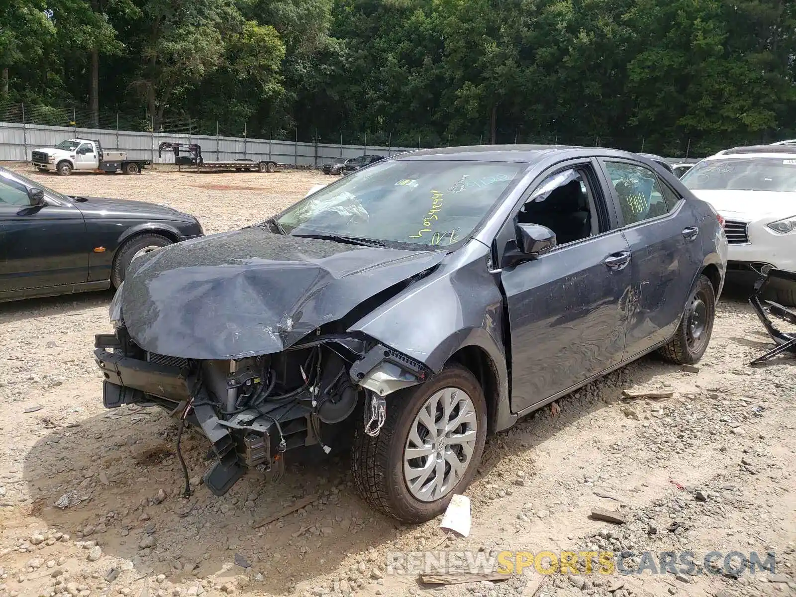 2 Photograph of a damaged car 5YFBURHEXKP939120 TOYOTA COROLLA 2019