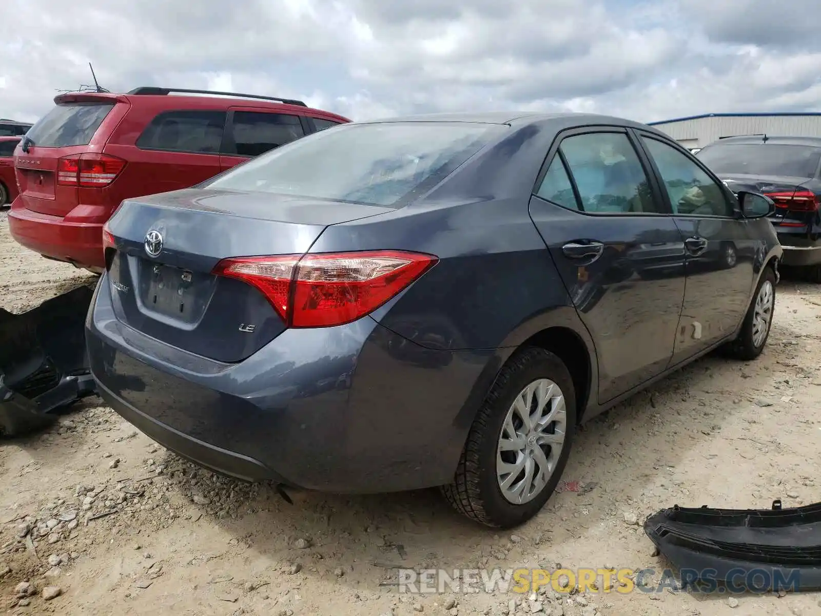 4 Photograph of a damaged car 5YFBURHEXKP939120 TOYOTA COROLLA 2019