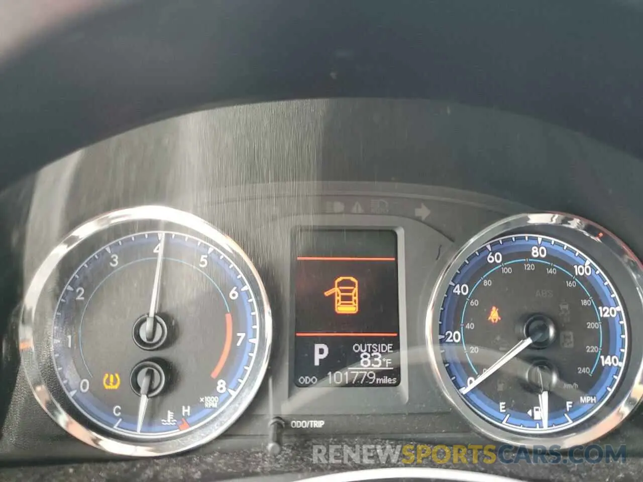 9 Photograph of a damaged car 5YFBURHEXKP939151 TOYOTA COROLLA 2019