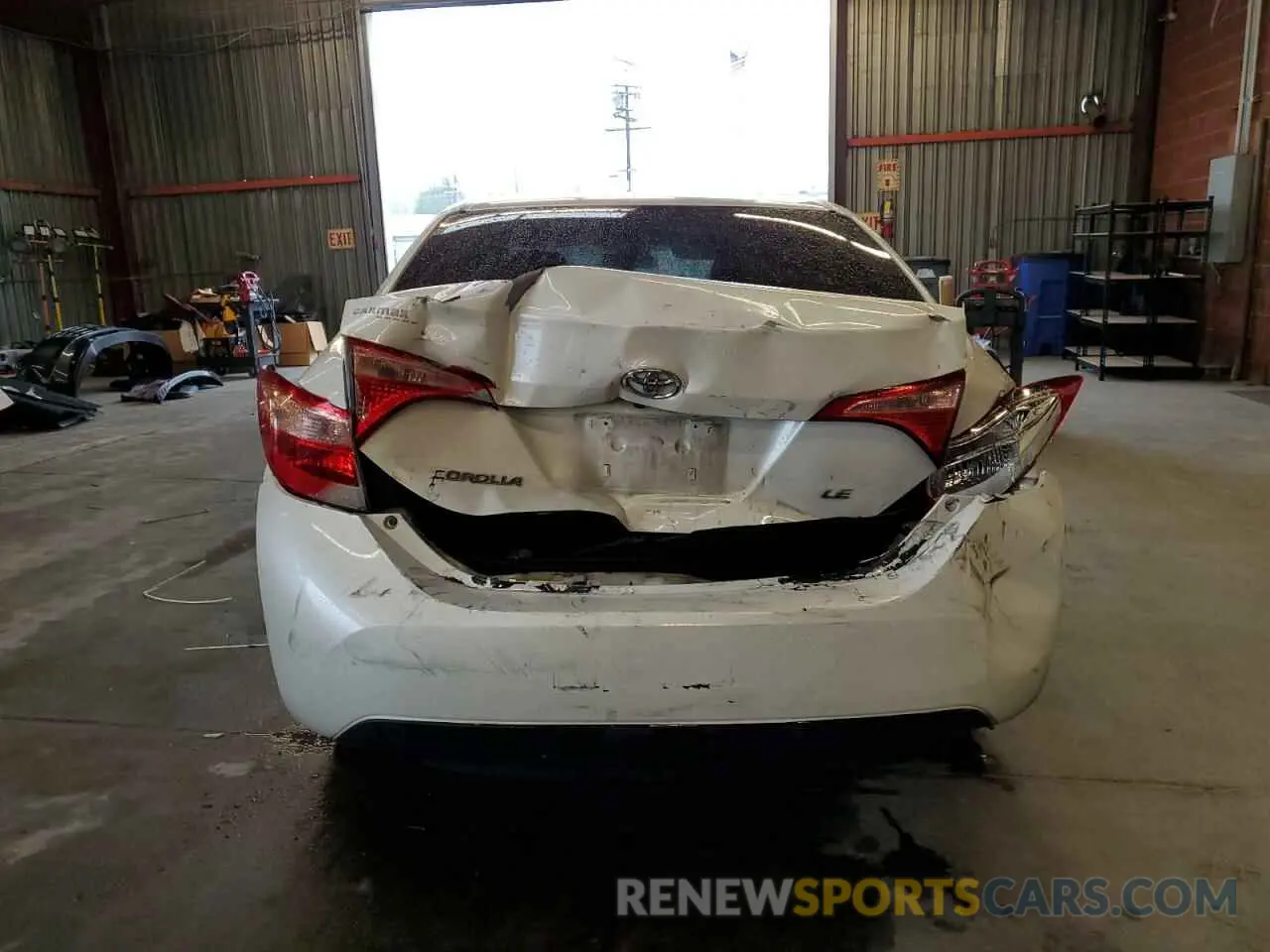6 Photograph of a damaged car 5YFBURHEXKP940266 TOYOTA COROLLA 2019