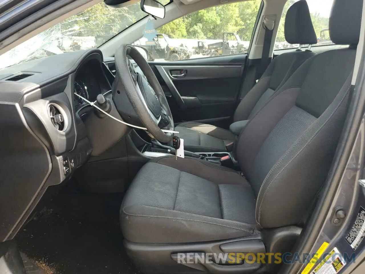 7 Photograph of a damaged car 5YFBURHEXKP942129 TOYOTA COROLLA 2019