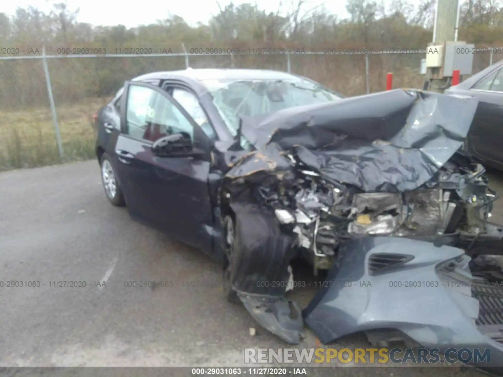 1 Photograph of a damaged car 5YFBURHEXKP943829 TOYOTA COROLLA 2019