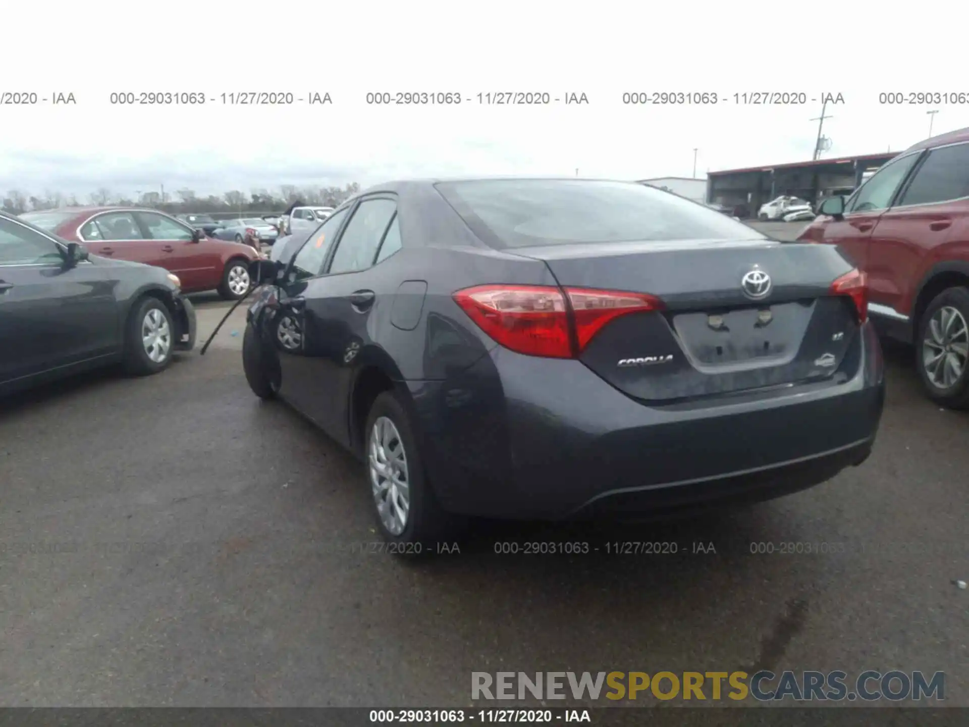 3 Photograph of a damaged car 5YFBURHEXKP943829 TOYOTA COROLLA 2019