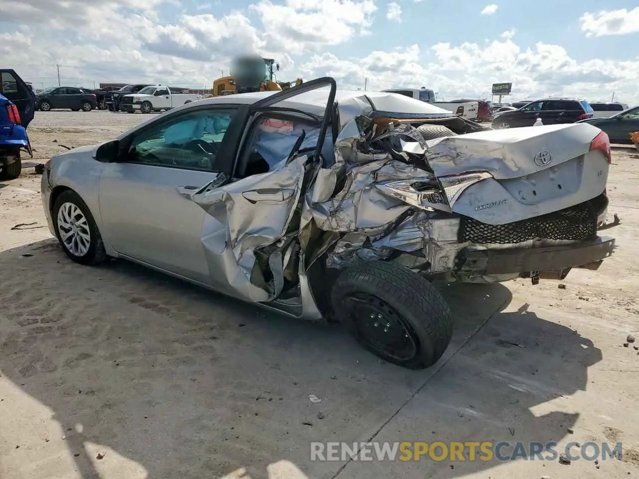 2 Photograph of a damaged car 5YFBURHEXKP944866 TOYOTA COROLLA 2019