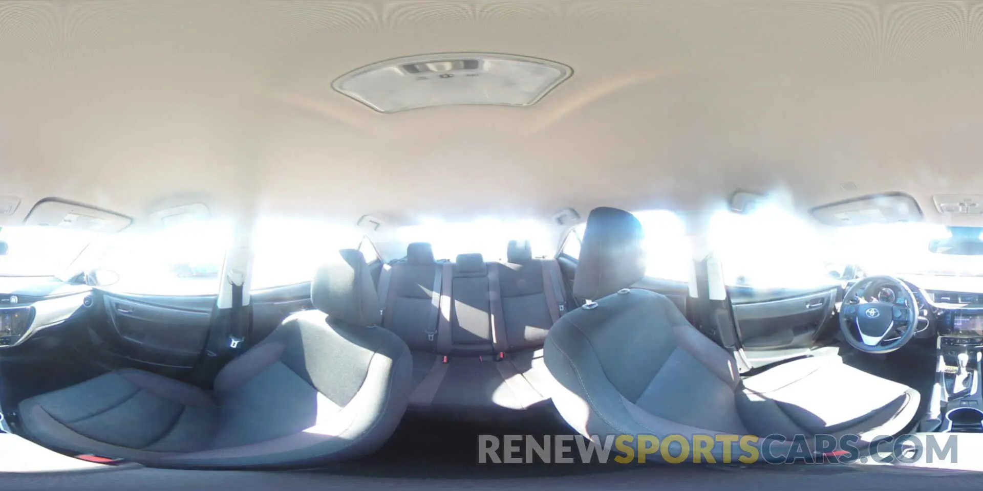 14 Photograph of a damaged car 5YFBURHEXKP944933 TOYOTA COROLLA 2019