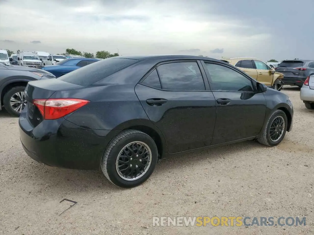 3 Photograph of a damaged car 5YFBURHEXKP947119 TOYOTA COROLLA 2019