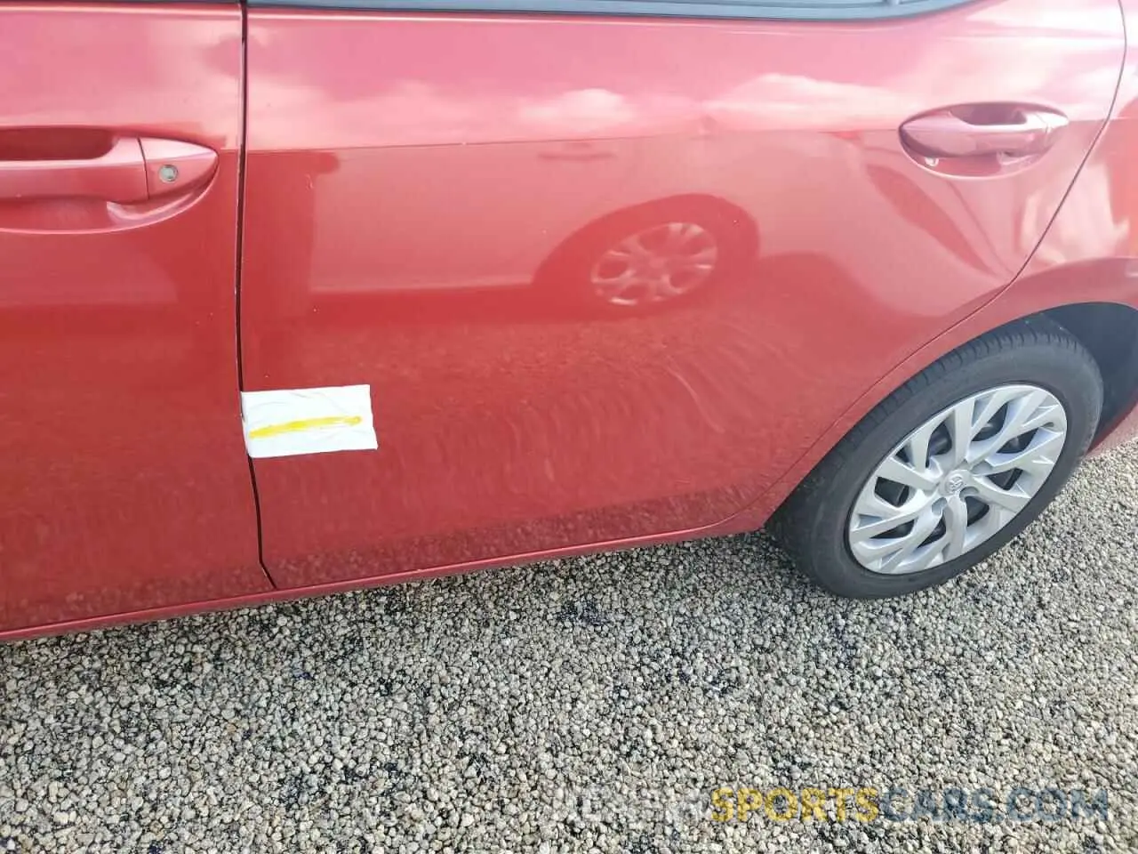 12 Photograph of a damaged car 5YFBURHEXKP948528 TOYOTA COROLLA 2019