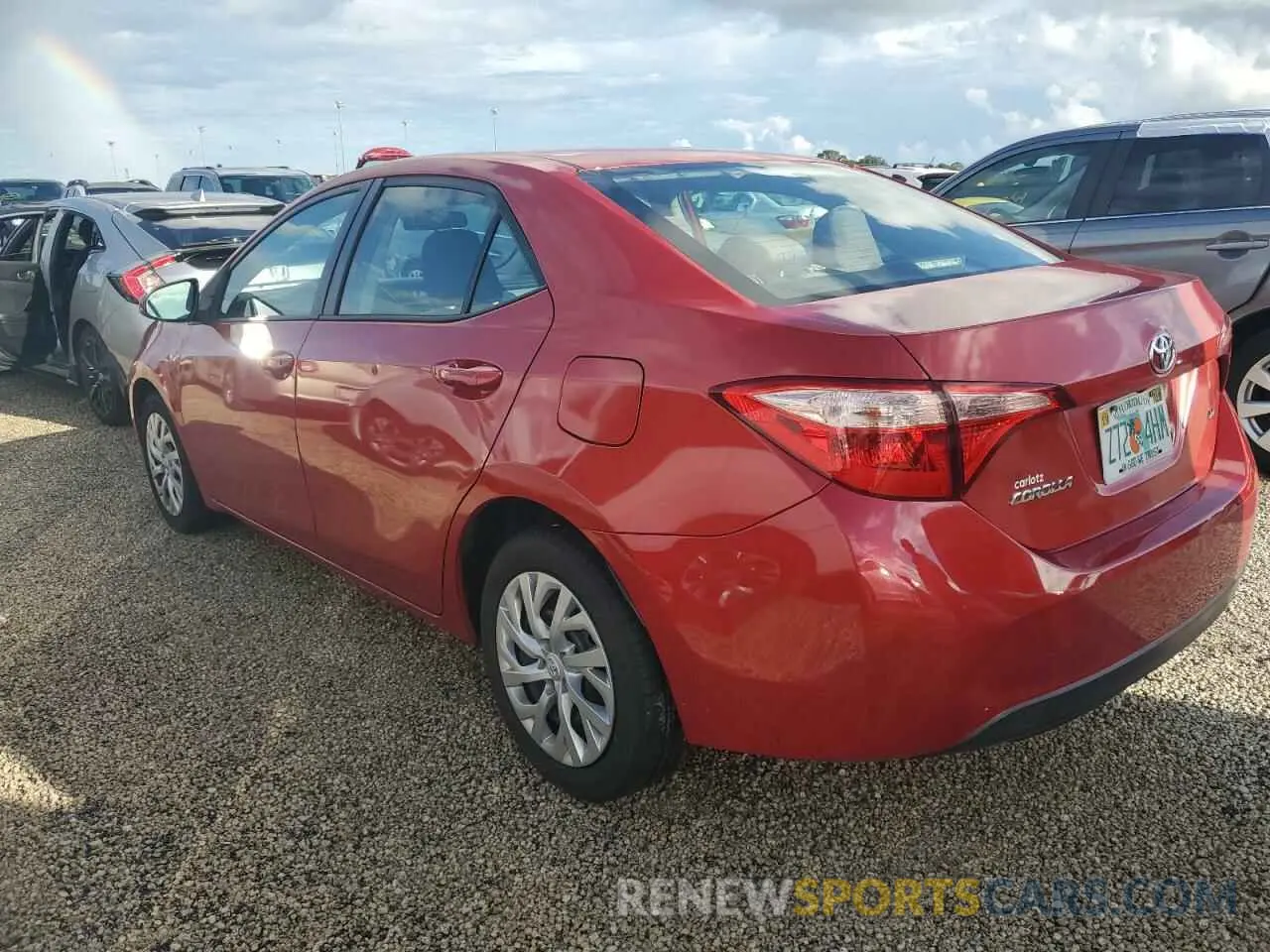 2 Photograph of a damaged car 5YFBURHEXKP948528 TOYOTA COROLLA 2019