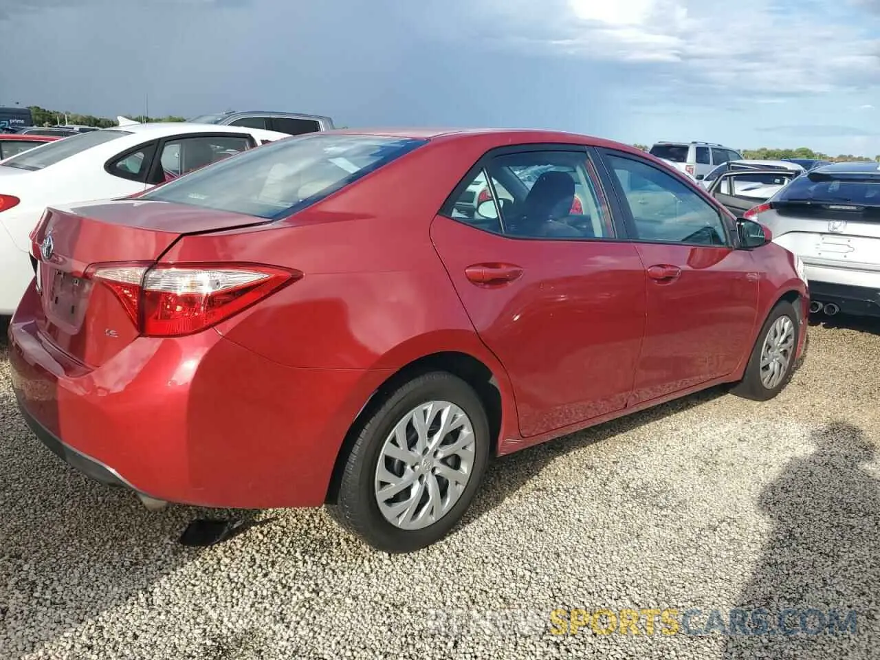 3 Photograph of a damaged car 5YFBURHEXKP948528 TOYOTA COROLLA 2019
