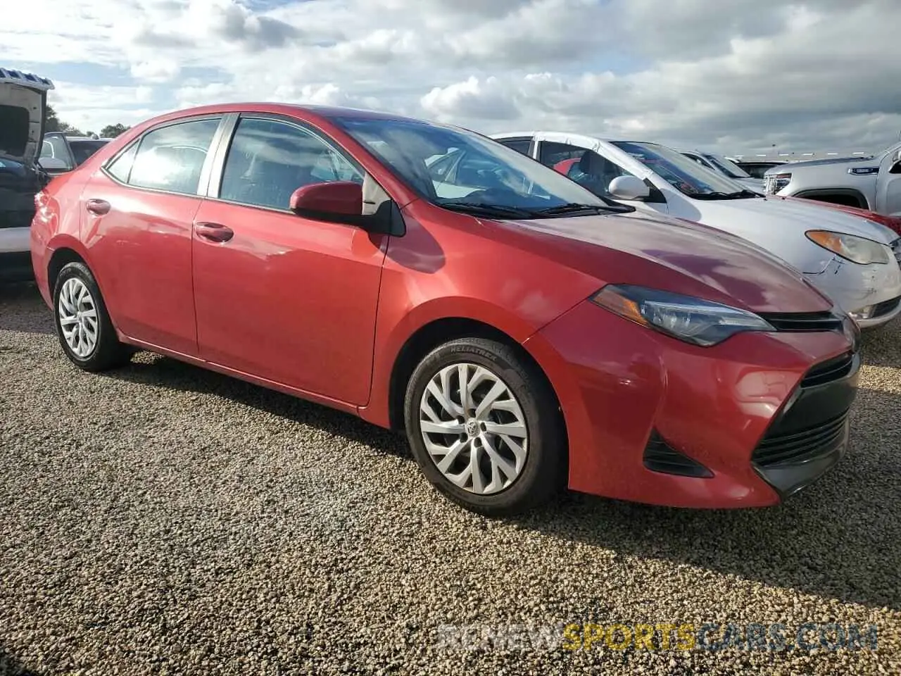 4 Photograph of a damaged car 5YFBURHEXKP948528 TOYOTA COROLLA 2019