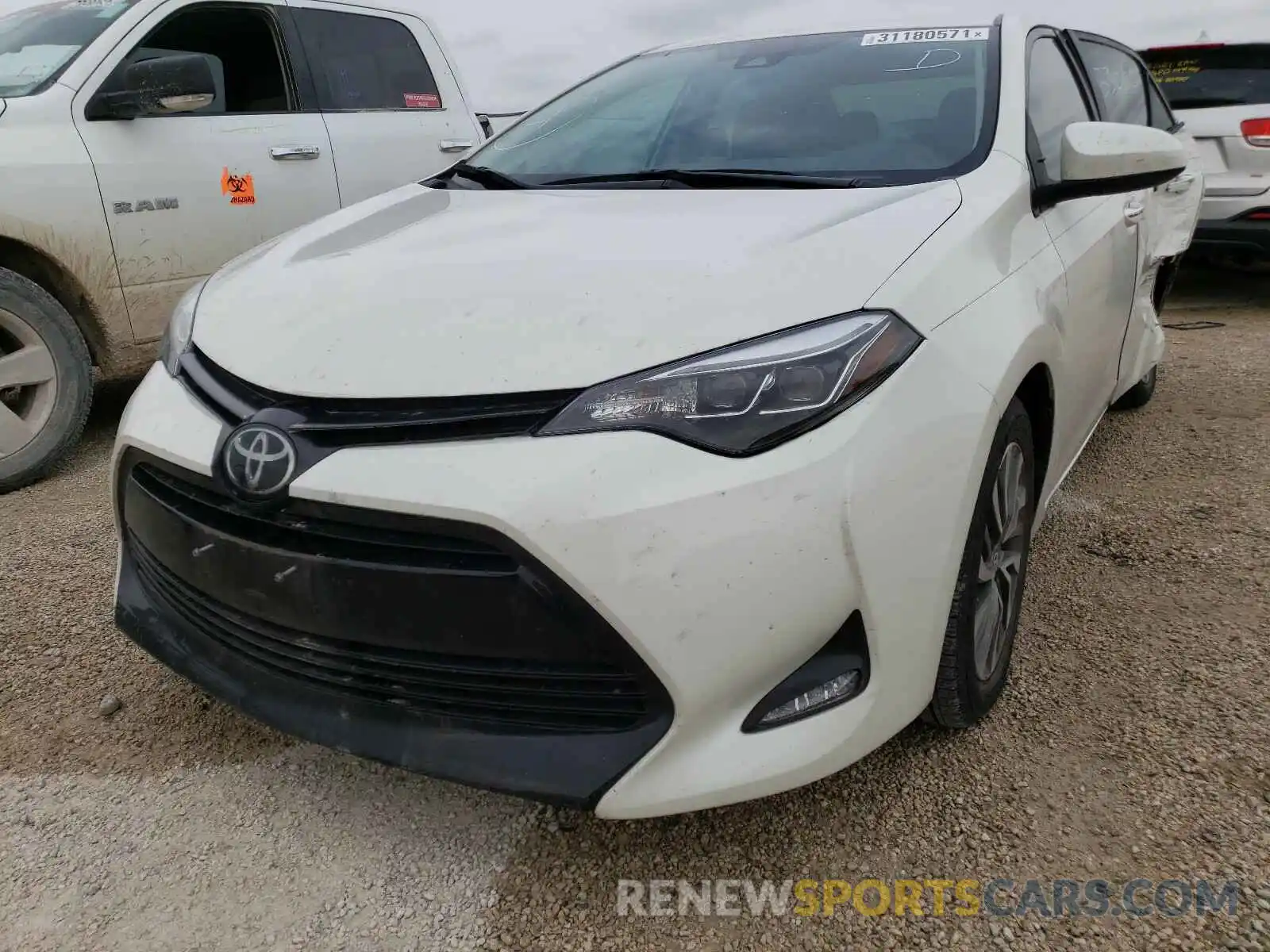 2 Photograph of a damaged car 5YFBURHEXKP948609 TOYOTA COROLLA 2019